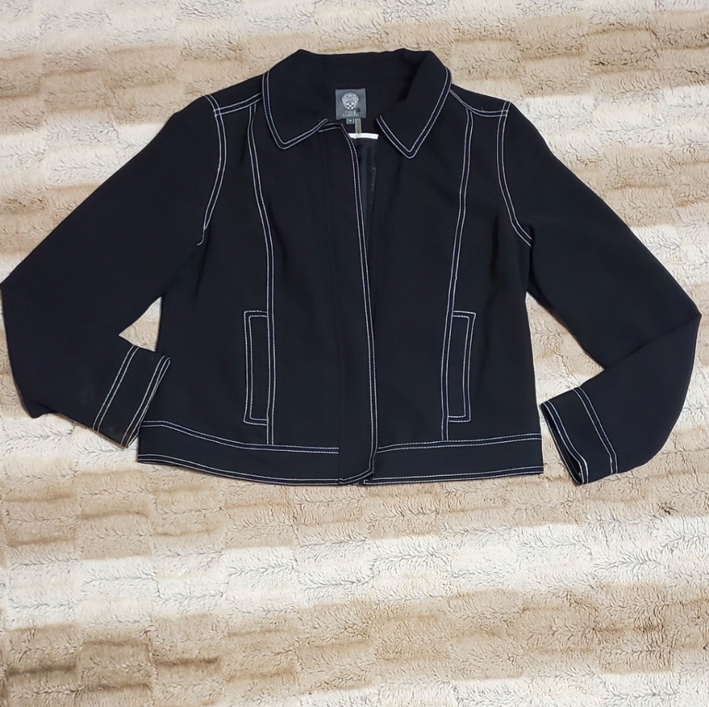 VINCE‎ CAMUTO BLACK BLAZER WHITE PIPING ..SIZE 8